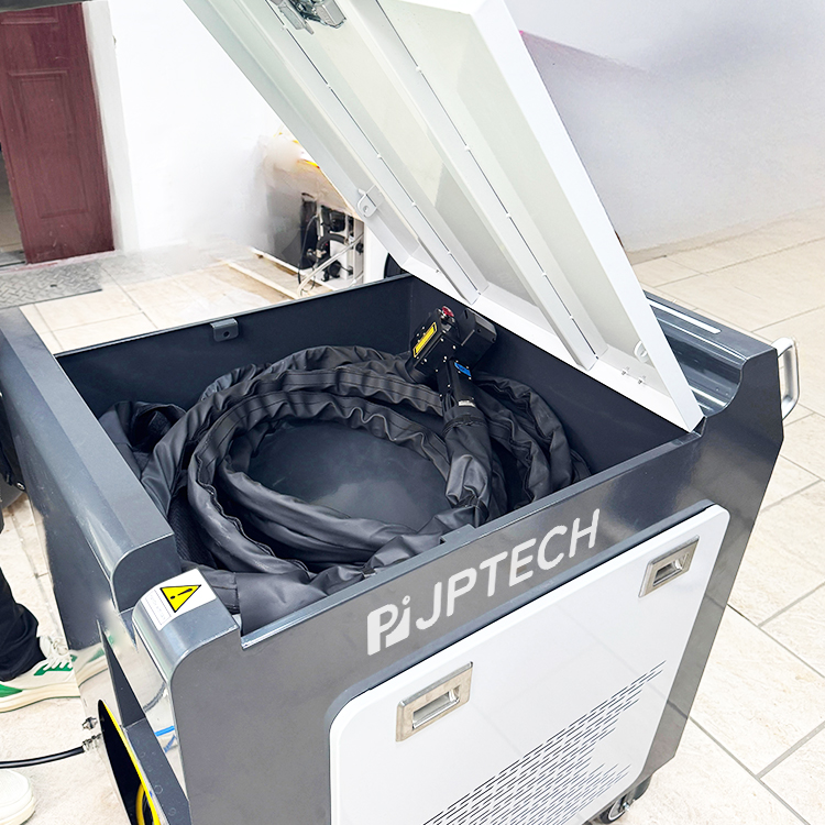 Machine de nettoyage laser à f - Industrial Laser Repair avis et prix