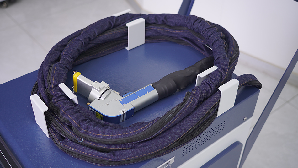 Machine de nettoyage au laser  - Industrial Laser For Sale avis et prix