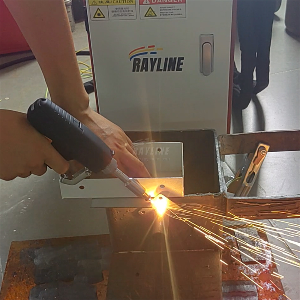 Nouveau Style Mini soudeuse La - Industrial Laser Repair avis et prix