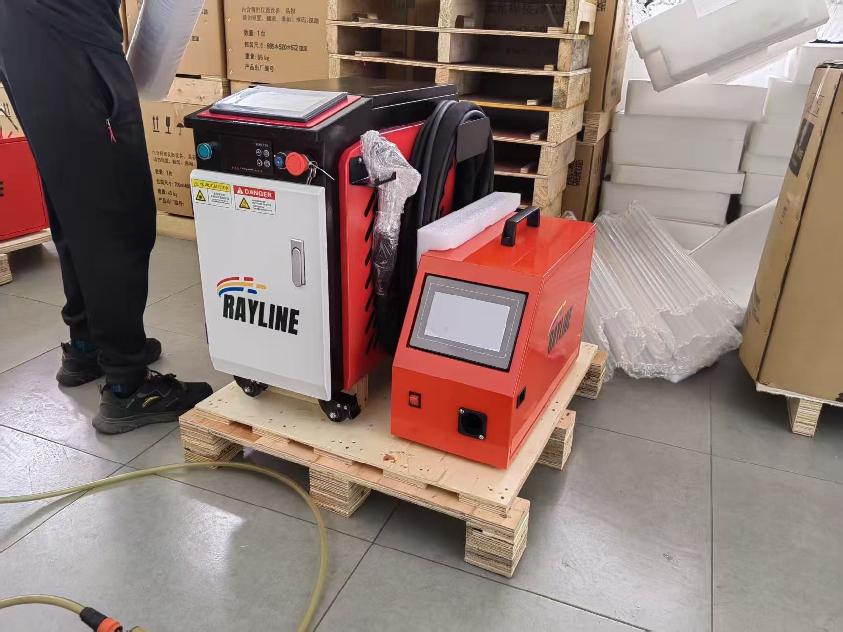 Machine de soudage laser 3 en  - Industrial Laser Repair avis et prix